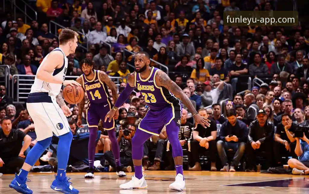 一场进攻盛宴的技术复盘：湖人vs步行者137-130之战深度评测